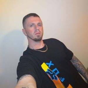 Meet your Posher, Derek